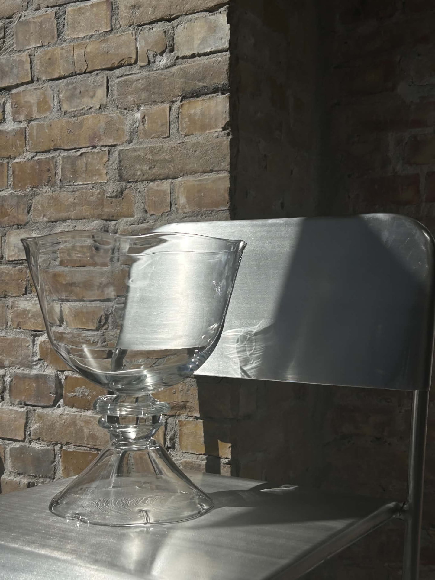 Klare glas ved værkstedets maskine
